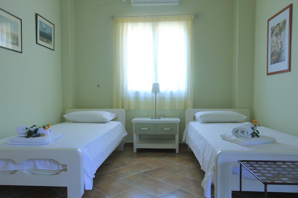 Iliobasilema Studios & Apartments Fiskardo Oda fotoğraf