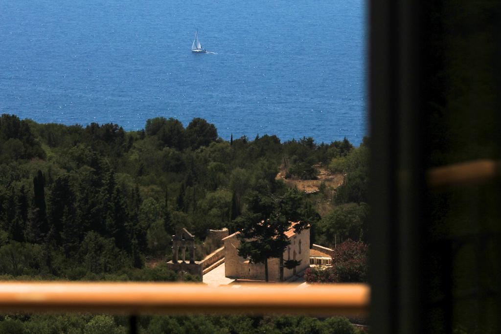 Iliobasilema Studios & Apartments Fiskardo Dış mekan fotoğraf